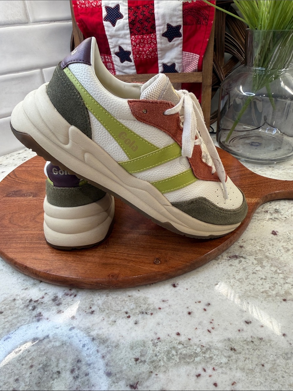 Gola Saturn Quadrant Womens White Suede Lifestyle Sneakers Shoes - Picture 6 of 9